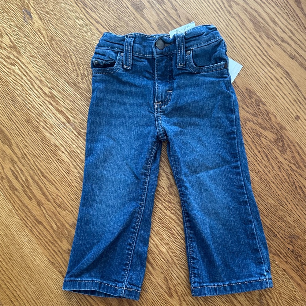 NWT Sz 18m Baby Girl Wrangler Medium Blue Wash 5 Pocket Adjustable Waist Jeans